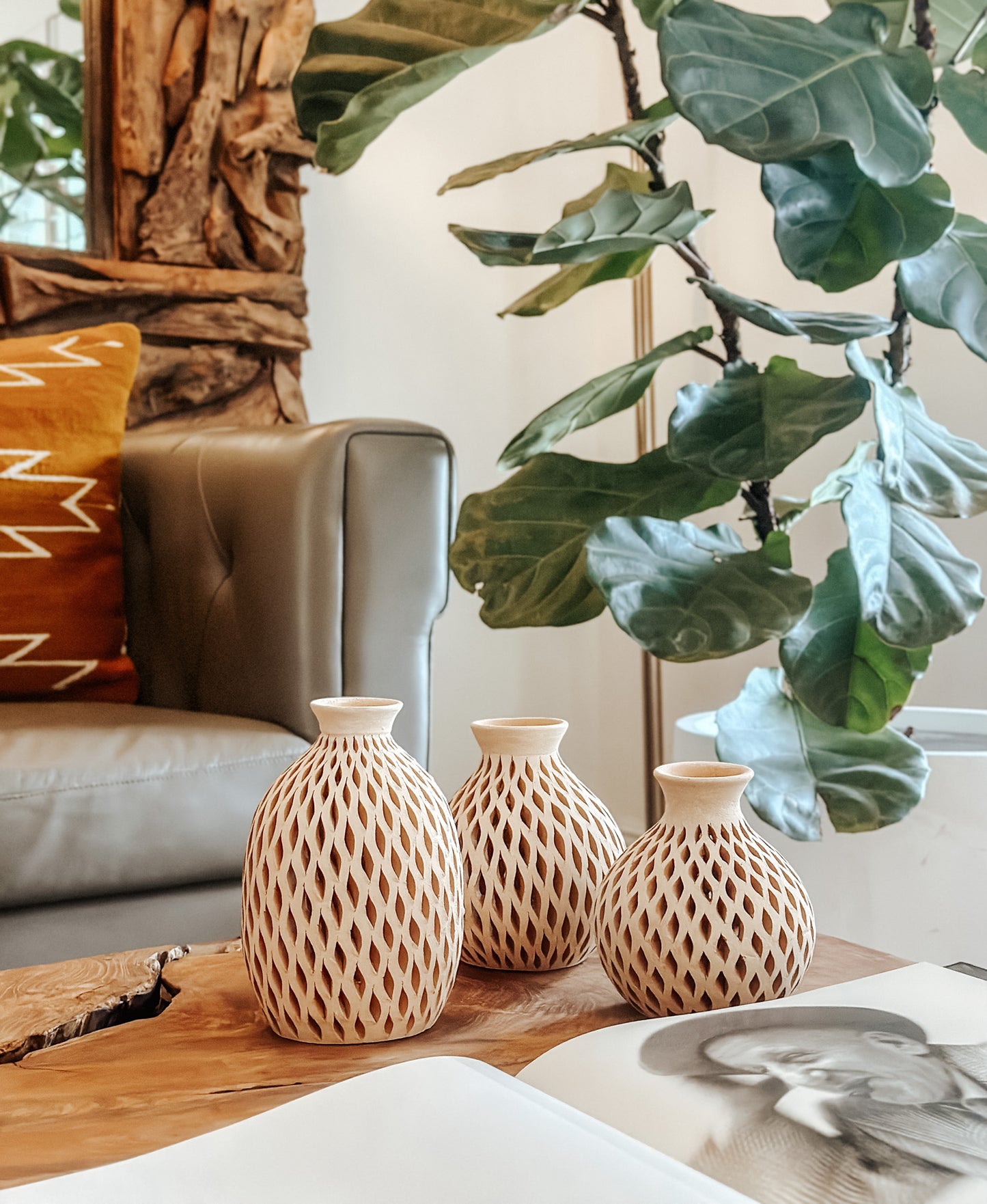 THE LUZ PIECE - HANDCARVED CLAY SCULPTURE